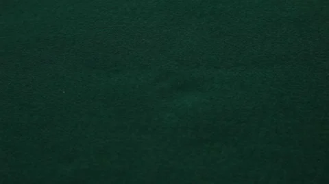 Poker chips falling Stockbeeldmateriaal 59146237