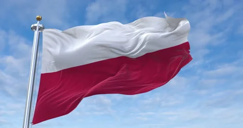 Poland flag with flagpole waving in rolling clouds looping, 4K (Perfect Loop) 库存影片 277484353