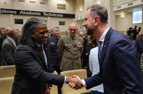 Poland signs Apache program offset implementation agreements, Warsaw - 30 Sep 20 Stock-Fotos
