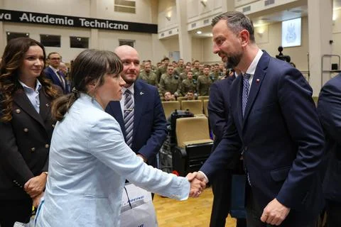 Poland signs Apache program offset implementation agreements, Warsaw - 30 Sep 20 Stock-Fotos