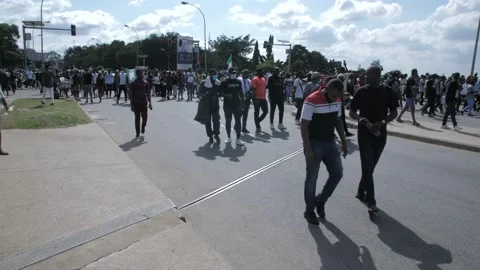 Police brutality,dissolution of sars in Nigeria Видео 141514571