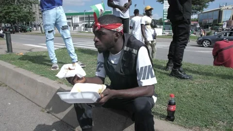 Police brutality,dissolution of sars in Nigeria Видео 141518467