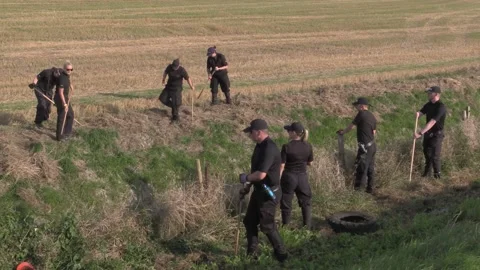 Police continue search for Bernadette Walker Stock Footage 148571608