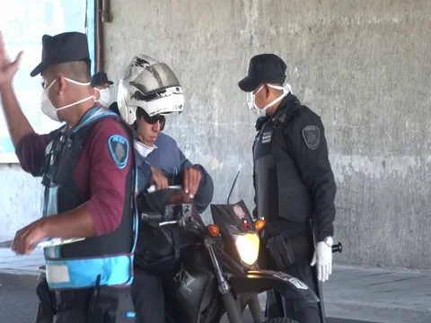 Police control 6- Buenos Aires 스톡 동영상 128014076