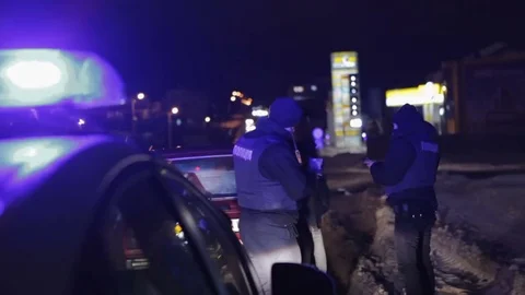 Police establishes the identity of the driver Stock Footage 72948737