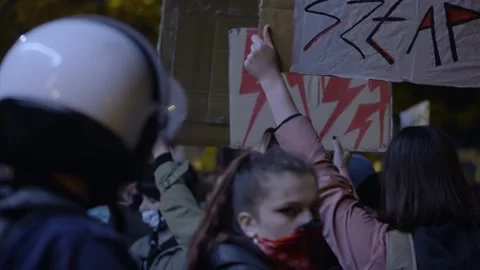 Police forces at the protest Video stock 197174800
