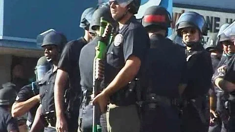 Police Lineup at DNC protests 2000 Stock-Footage 94238549