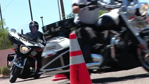 POLICE MOTORCYCLE TRAINING COURSE 스톡 동영상 171244183
