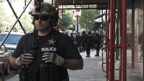 Police Responders Stock-Footage 76748570
