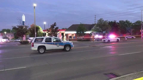 Police at scene of multiple shooting murder in city Видео 154883272