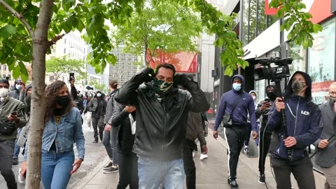 Police screaming to each others Stock Footage 132555473