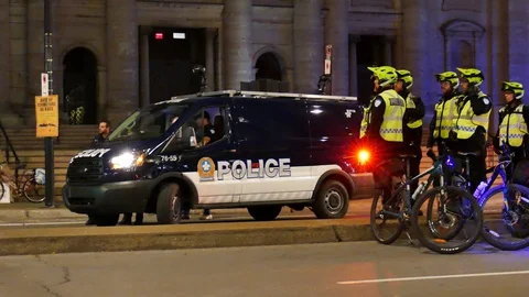 Police vehicule with agent Stock Footage 120060190