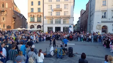 Polish b-boys dance on Main Market Square of Krakow in Old Town. Stock Footage 291049221