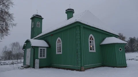 Polish mosque in winter Stock-Footage 101655984