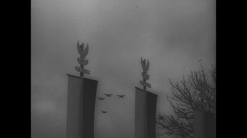 Polish planes fly over and artillery marches past Stock Footage 103387950