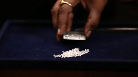 Polished diamond  sorting, Diamond picking Video stock 246856000