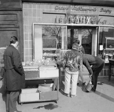 Poll photo collection. Pariser Bilder the street life of Paris . Visitors ... Stock-Fotos