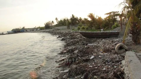 Polluted Beach in Haiti Video stock 78876671