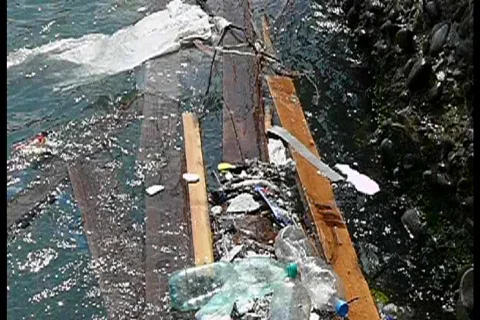 Pollution after storm Stock-Footage 800317