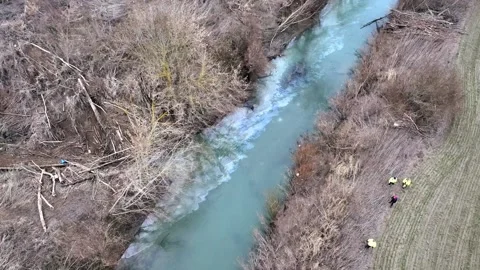 Pollution on italian river Video stock 231126255