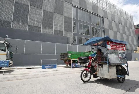 Pollution officials inspect data center in Bangkok, Thailand - 07 Sep 2026 Stock Photos