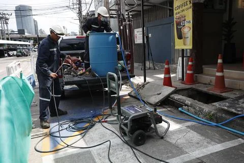 Pollution officials inspect data center in Bangkok, Thailand - 07 Sep 2026 Stock Photos