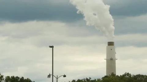 Pollution - power plant smoke stack (Sequence) Vidéo 11140208