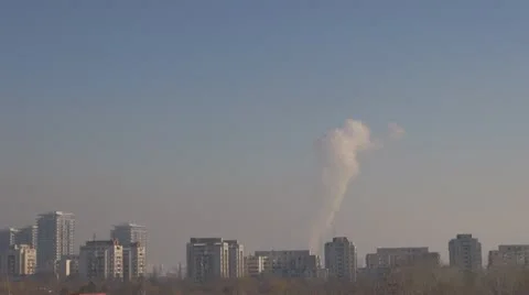 Pollution, warming effect globale.Pollution in town. Video stock 20625965