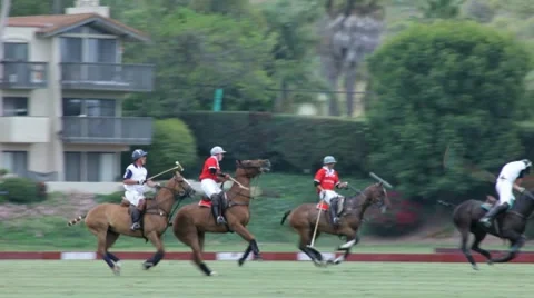 POLO PLAYERS CHANGE DIRECTION Video stock 7135411