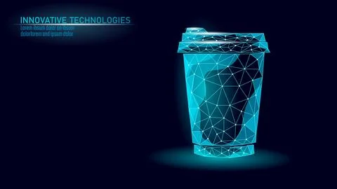 Polygonal coffee cup to-go illustration. Low poly style drink container Illustrazione stock