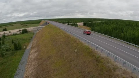 Полёт за автомобилем 動画素材 285742719