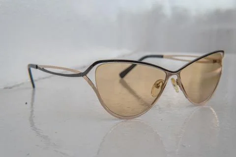Polyrazaionic glasses ship circle travel, navigation upper ransportation friends Foto stock