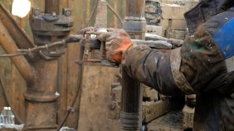 Pombur twist off the drill pipe Stock Footage 123812537