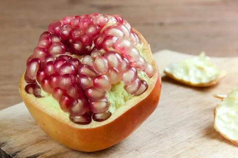 Pomegranate fruit cut dissect Foto stock