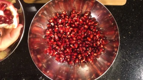 Pomegranate seeds close up 動画素材 99319509