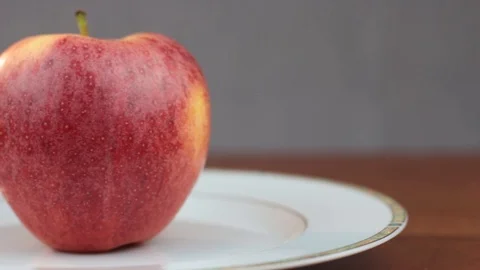 Pomme rouge bio studio Video stock 88101639