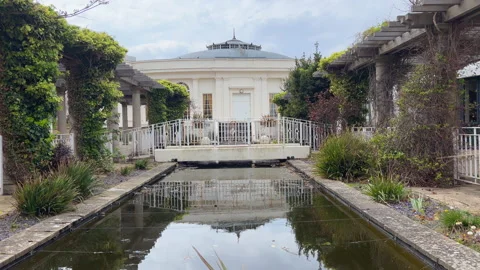 Pond And Small WaterFall By Winter Gardens, Weston Super Mare. 12/4/20. Vídeo Stock 179127385