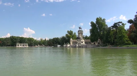 Pond in Madrid park Stock Footage 56168827