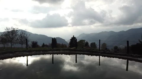 A pond in a mountain landscape Vídeo Stock 143203271
