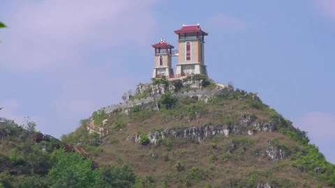 Pond Zoom Out Tempu Style Tower Anshun Video stock 75066341