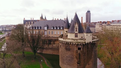 + POND5 Video stock 94649204