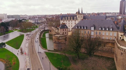 + POND5 Video stock 94649221