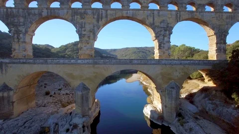 + POND5 Video stock 94649243