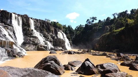 Pongour waterfall Видео 92109177