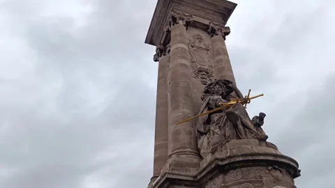The Pont Alexandre iii Bridge in Paris under a grey, overcast sky 스톡 동영상 342184925