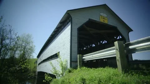 Pont couvert Stock Footage 21360581