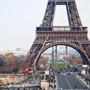 Pont d iena and eiffel tower in paris Fotos Stock