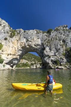 Pont d'Arc, stone arch over Ardeche river, Auvergne-Rhone-Alpes, France Stock-Fotos