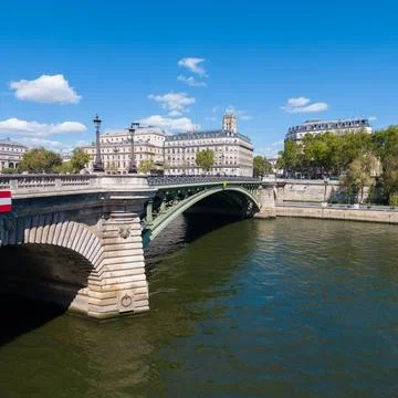 Pont Notre Dame bridge spanning Seine River in Paris 写真素材