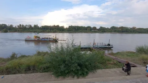 Pont on river wisla Stock Footage 169048260